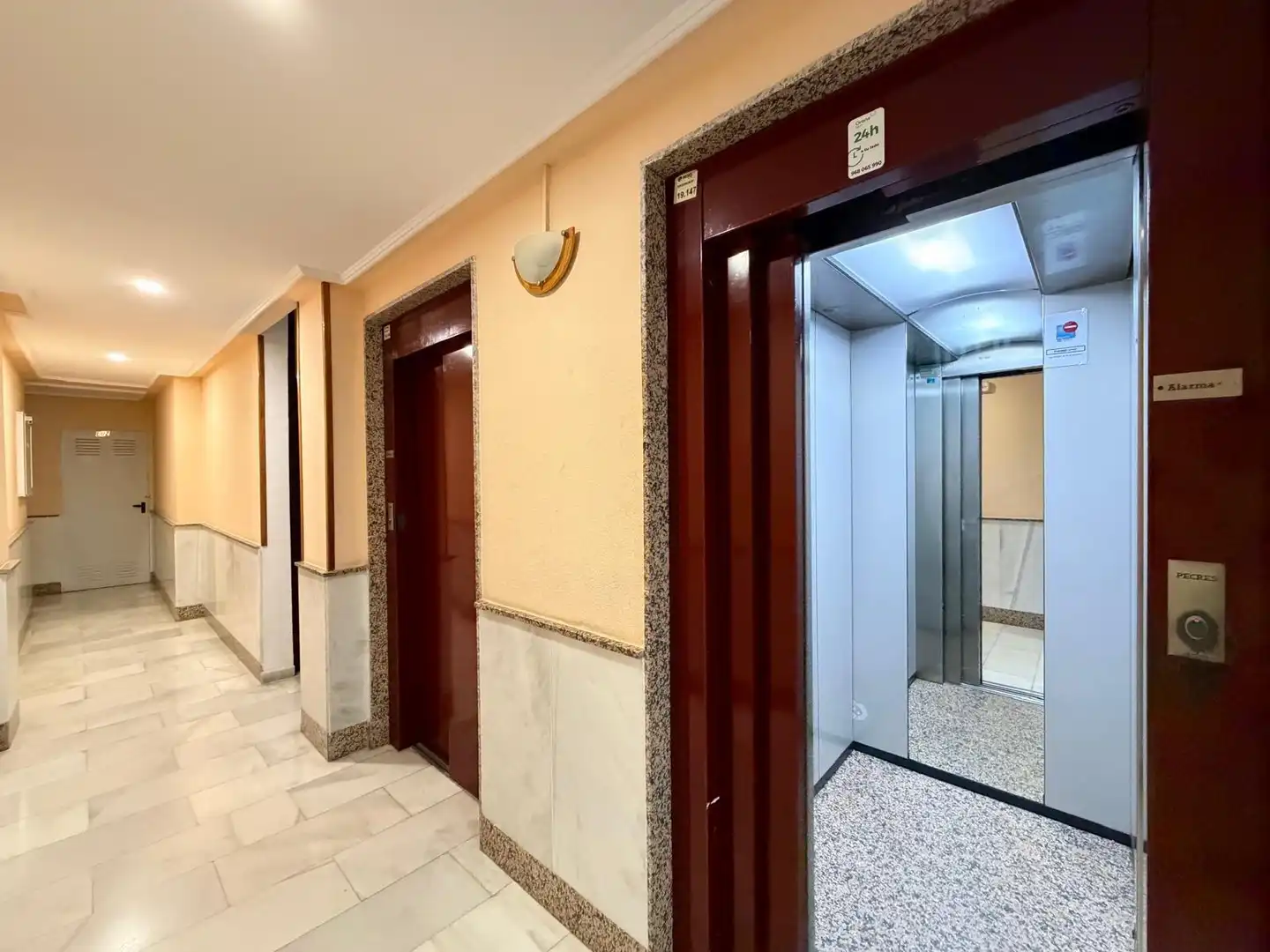 Apartament amb terrassa en venda a Calle LA SAL, imagen 31