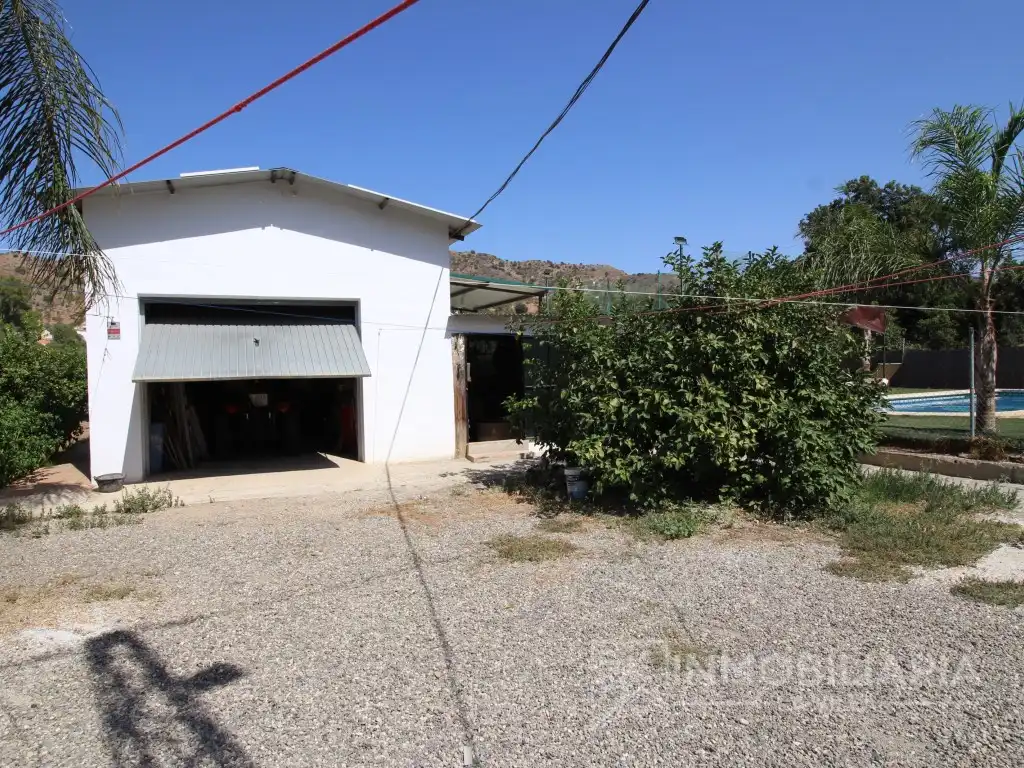 Vista exterior de Casa o xalet en venda en Álora amb Aire condicionat, Jardí privat i Terrassa