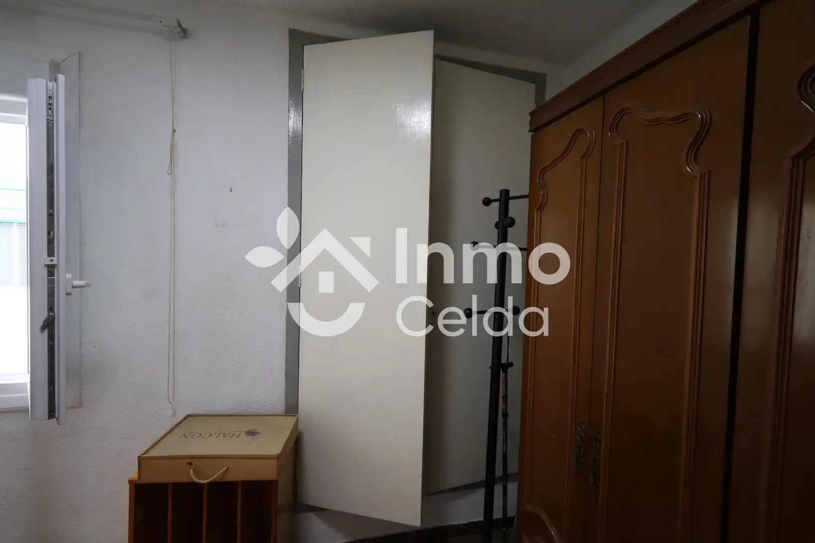 Flat for sale in Xirivella  with Air Conditioner, Heating and Furnished
