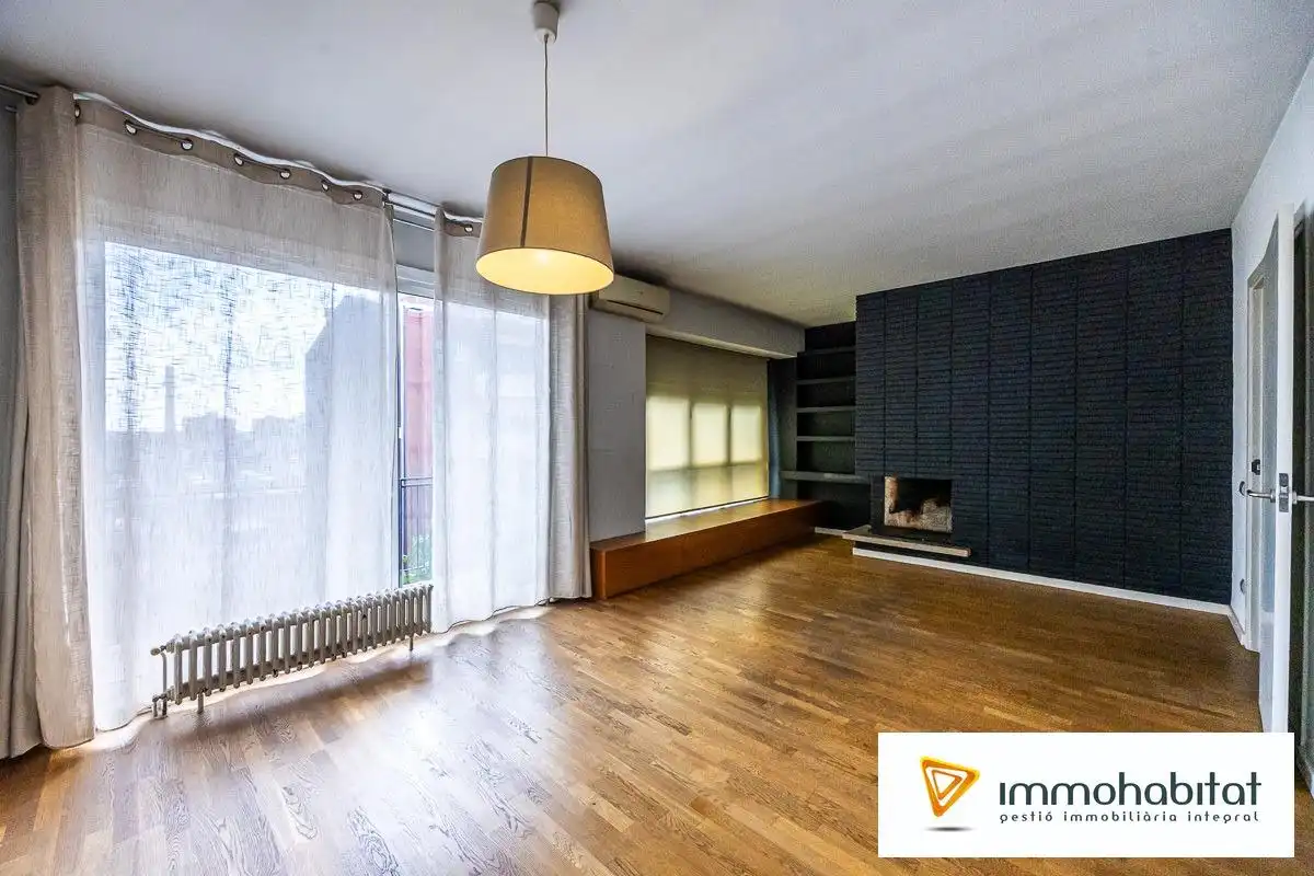 Sala de estar de Piso en venta en Sabadell con Aire acondicionado, Calefacción y Parquet