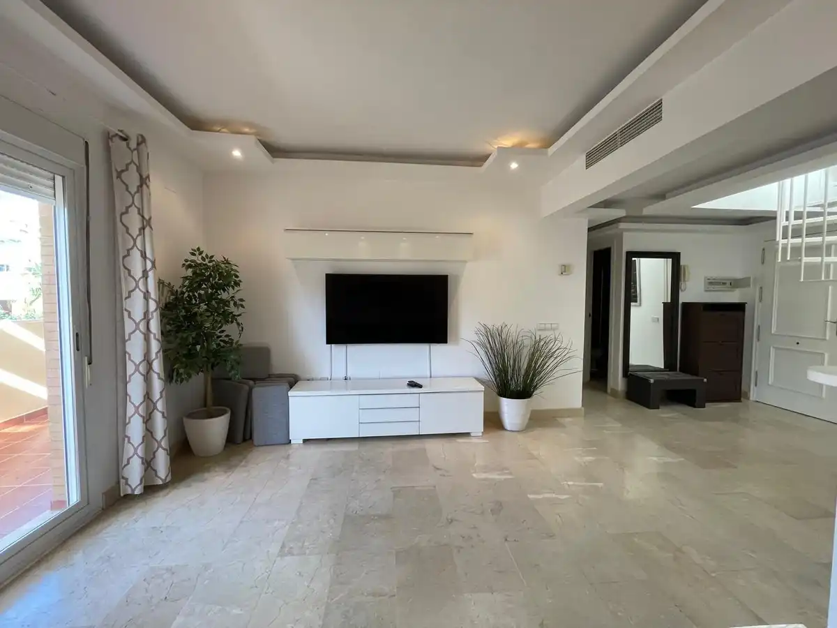 Wohnzimmer von Dachboden zum Verkauf in Benalmádena mit Klimaanlage, Möbliert und Gemeinschaftspool