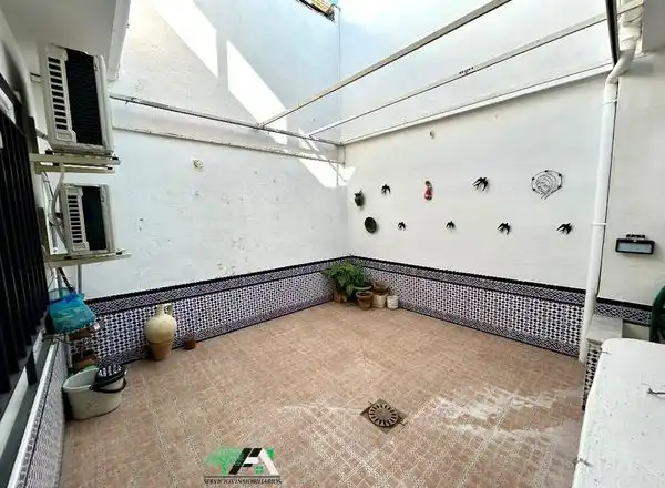 Terrace of Houses for rent in Baeza  with Air Conditioner, Heating and Furnished
