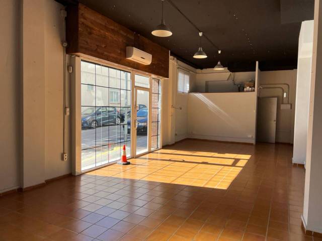 Local comercial en Alquiler en Manso, 1 en Centre