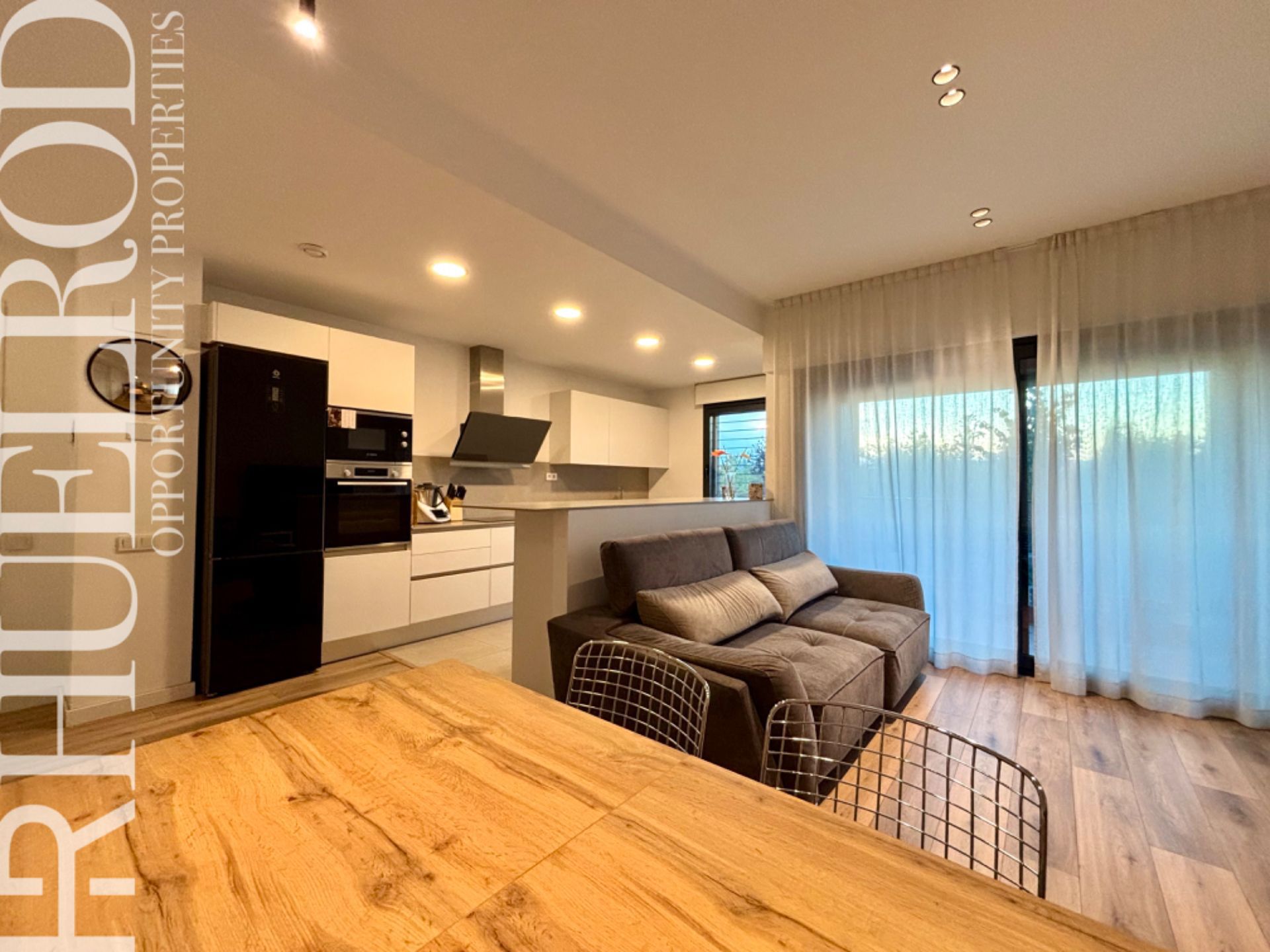 Sala d'estar de Planta baixa en venda en Granollers amb Aire condicionat, Calefacció i Parquet