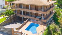 Exterior view of Single-family semi-detached for sale in Corbera de Llobregat  with Air Conditioner, Heating and Private garden