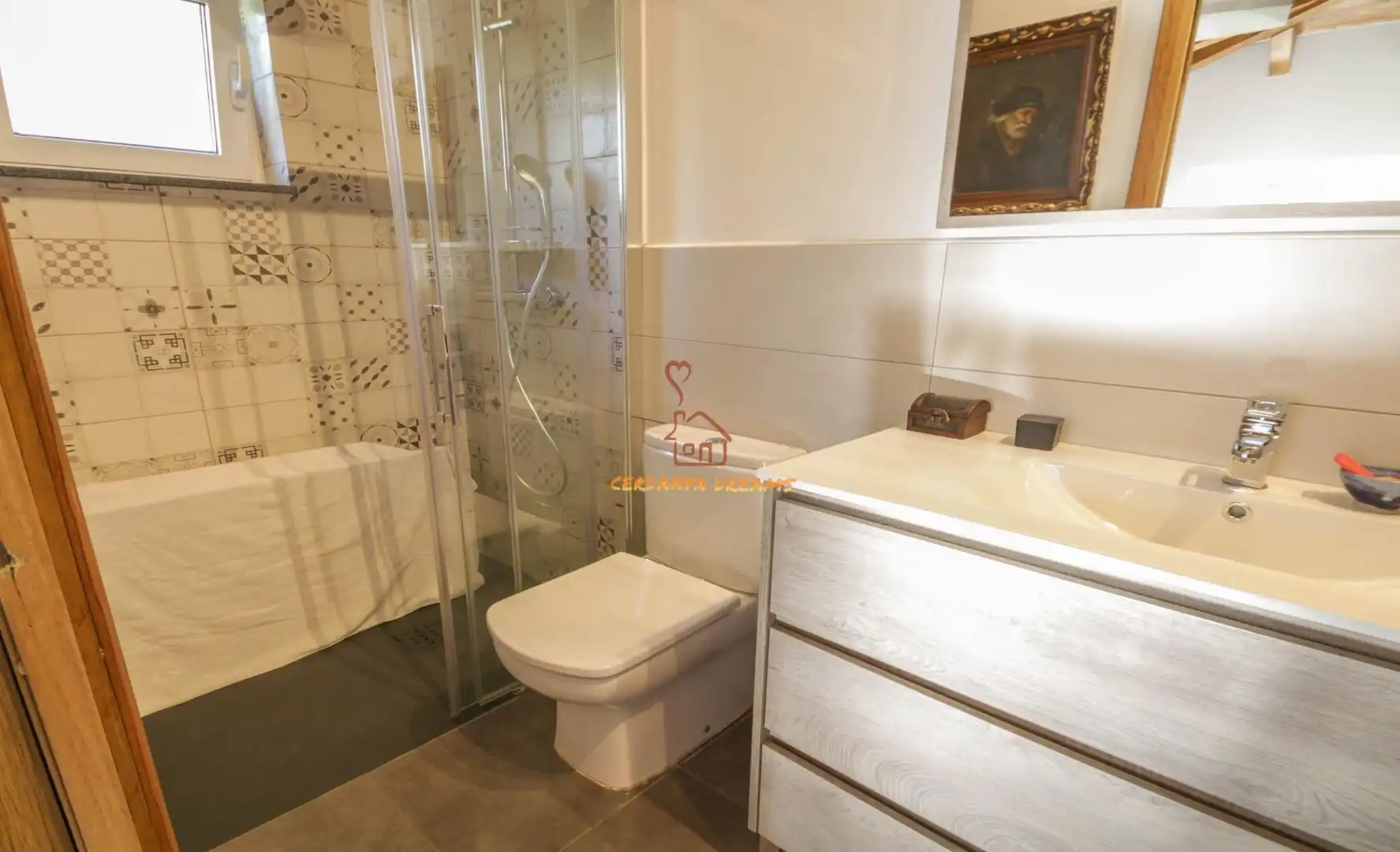 Baño de Casa adosada en venta en Enveitg con Calefacción, Jardín privado y Parquet