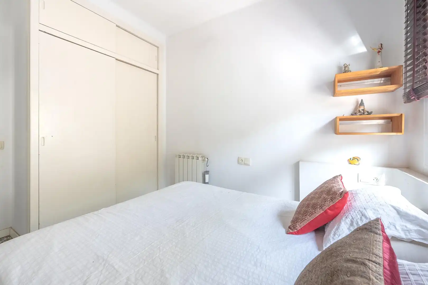 Bedroom of Houses for sale in Cunit  with Heating, Private garden and Swimming Pool