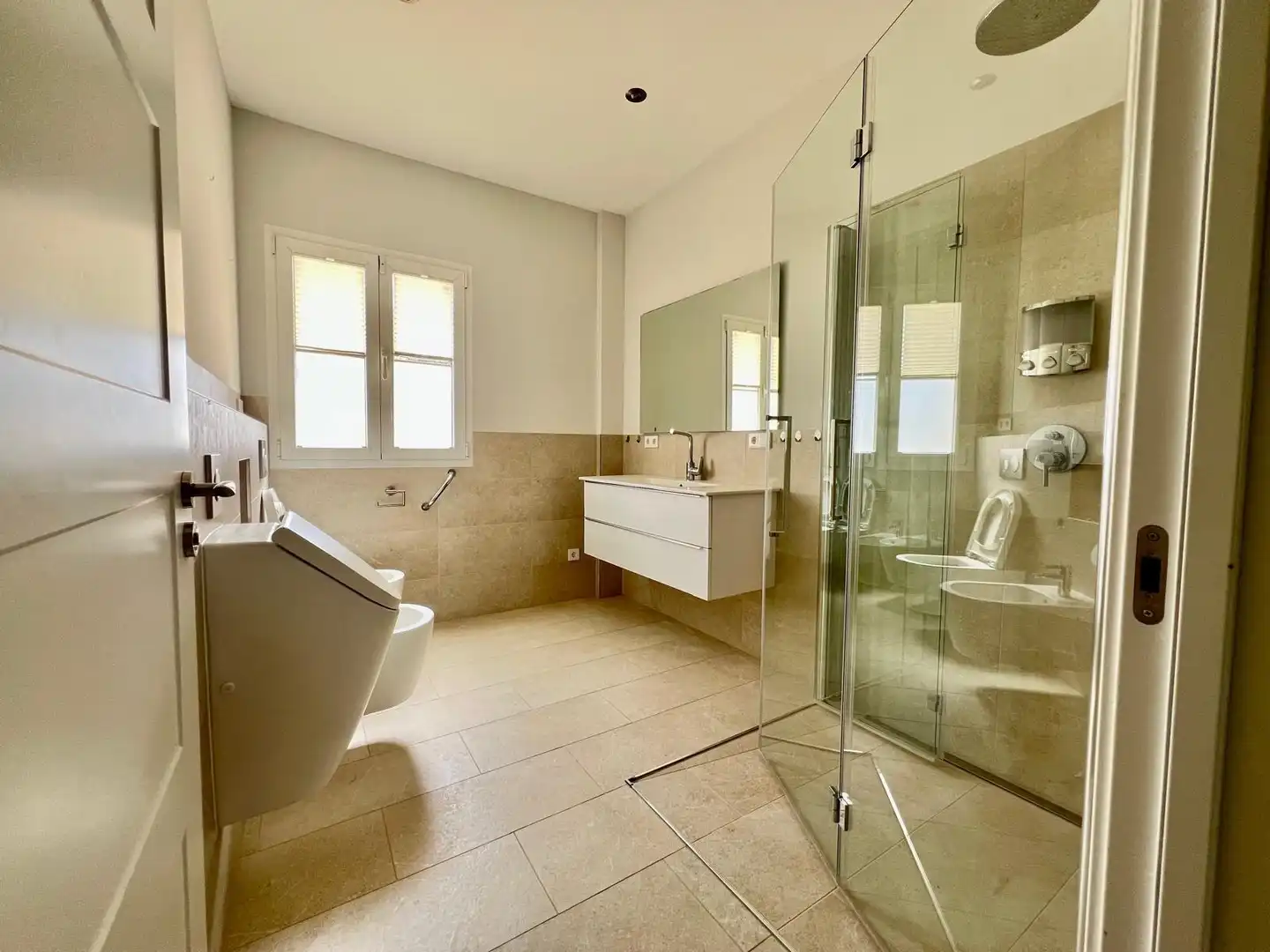 Bathroom of Houses for sale in Calvià  with Air Conditioner, Terrace and Swimming Pool