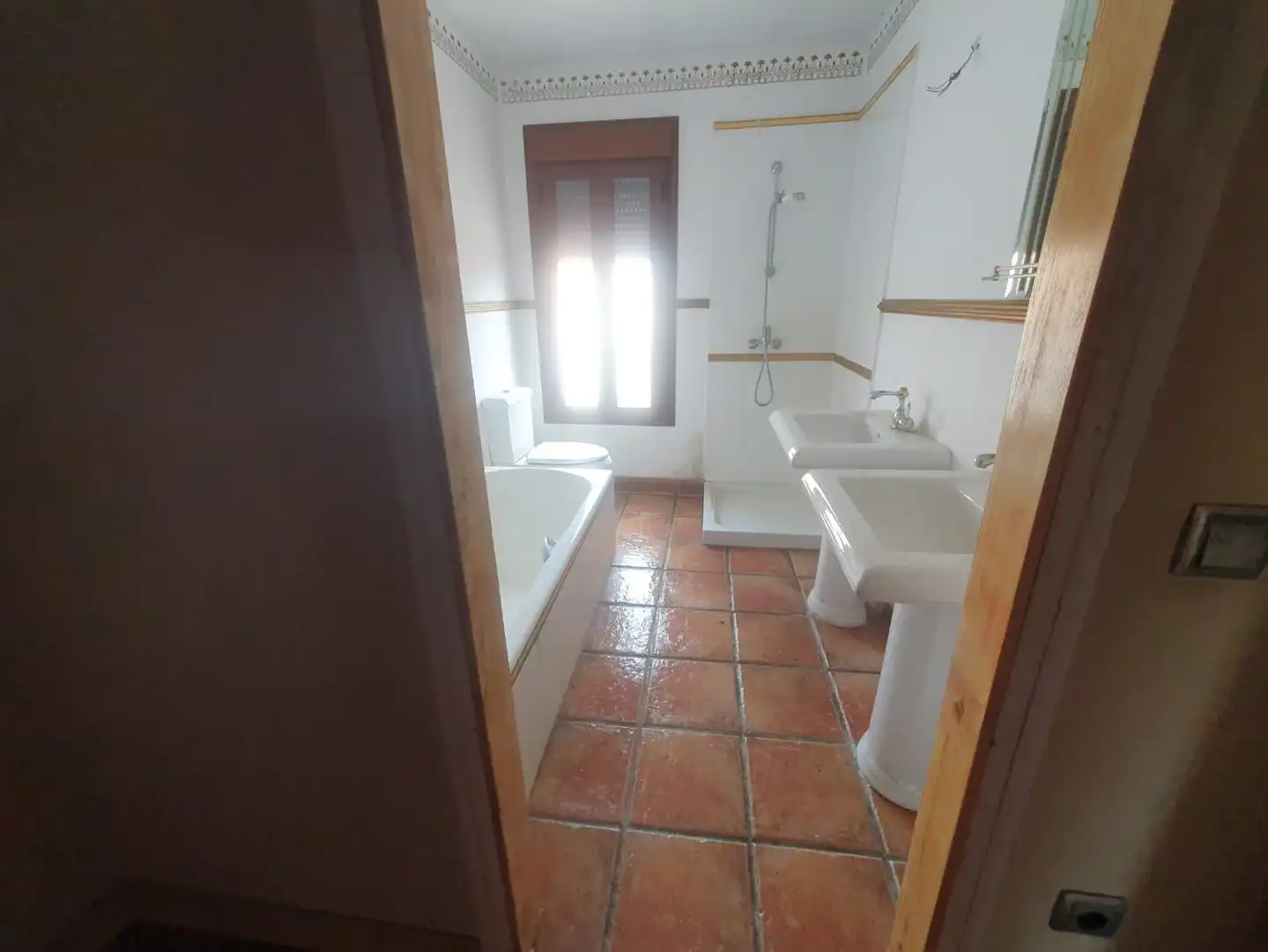 Bathroom of Houses for sale in Cebolla, Toledo