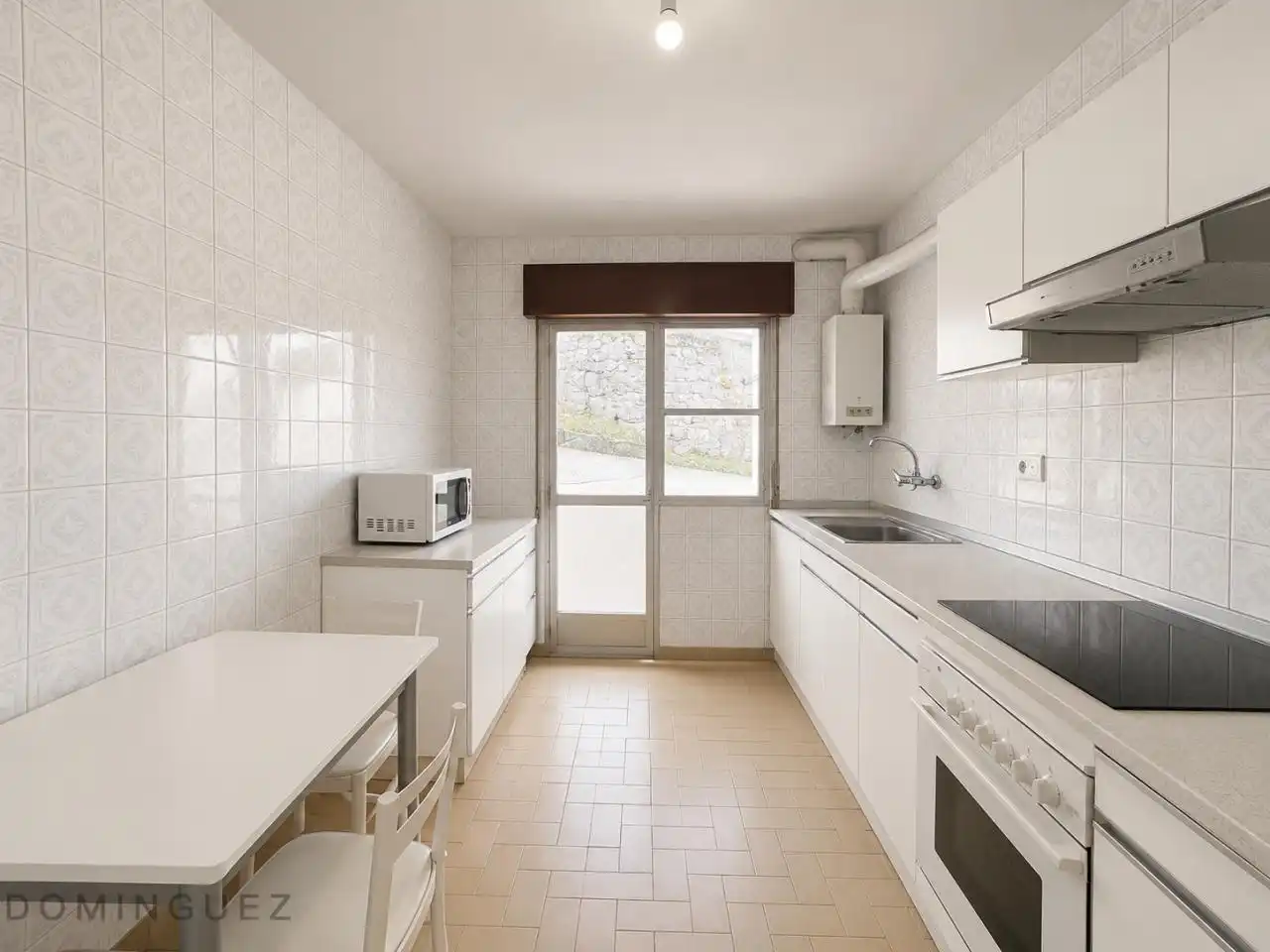Cocina de Piso en venta en Marín con Calefacción y Trastero