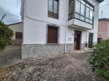 Baixos en venda a Merindad de Montija
