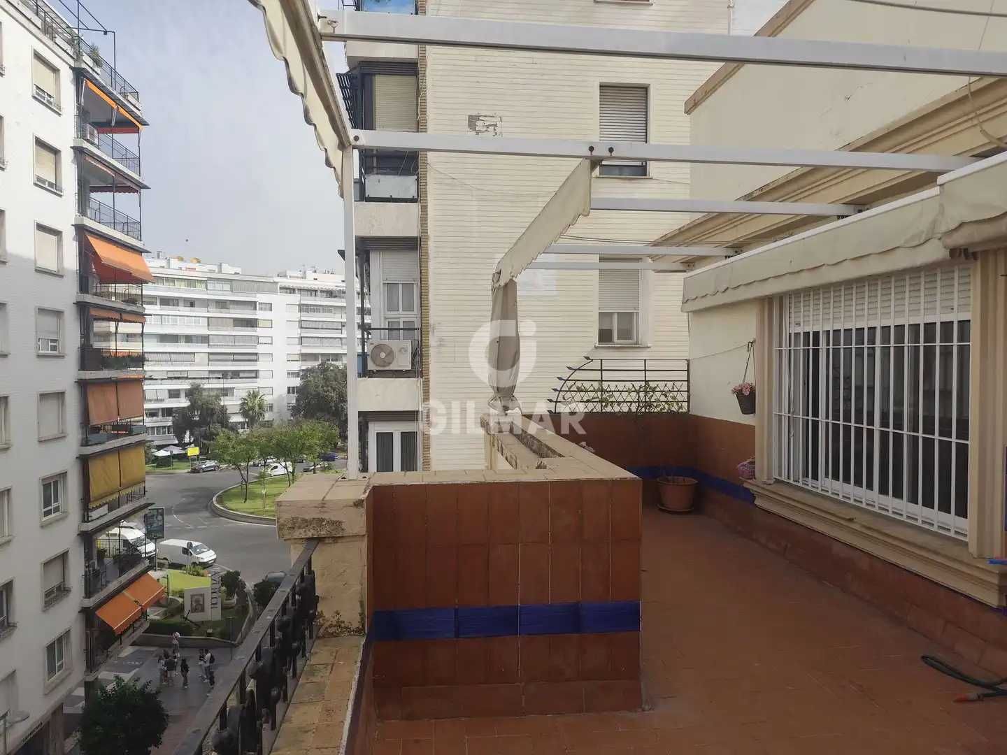 Vista exterior de Àtic de lloguer en Sevilla amb Calefacció i Balcó