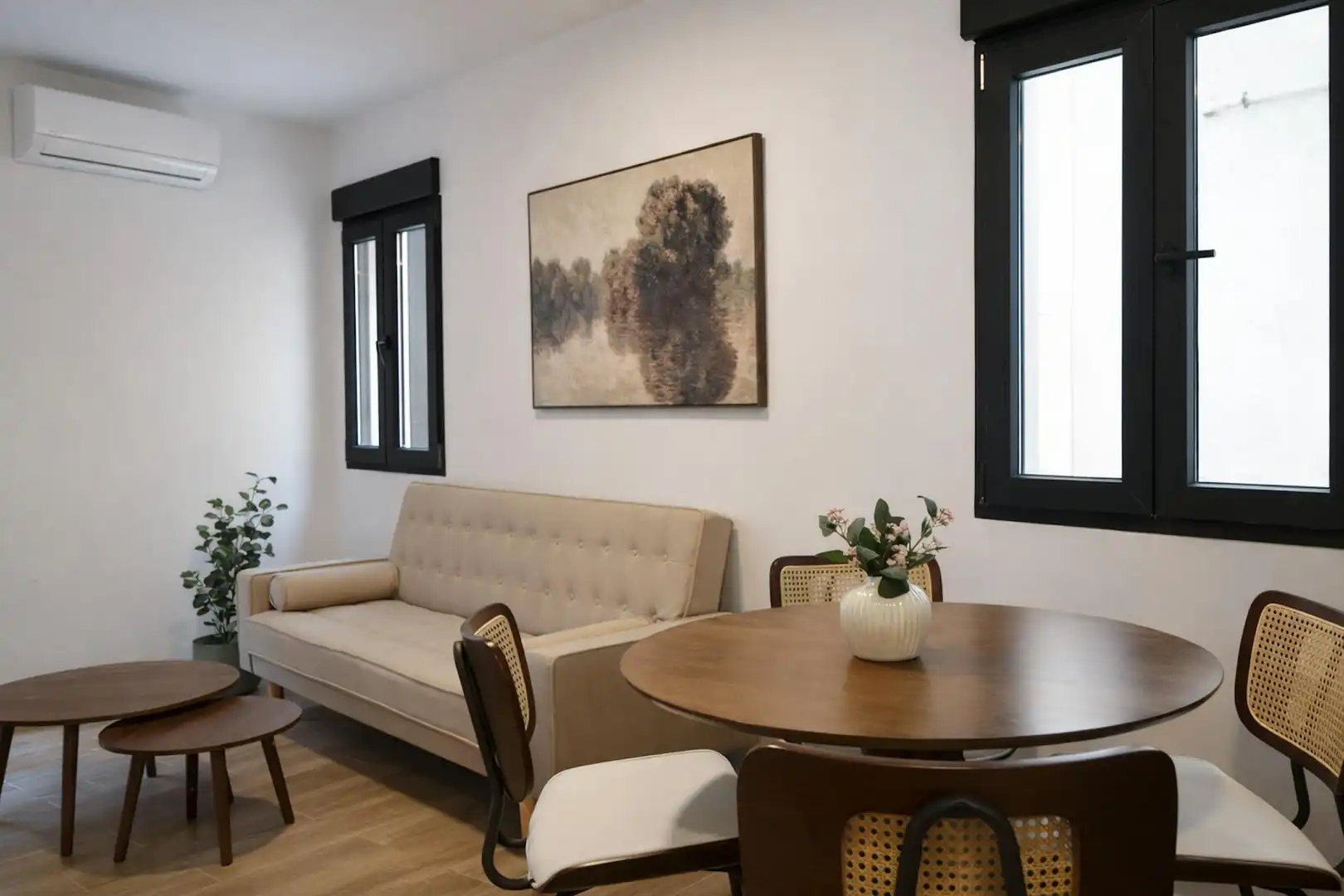Sala d'estar de Pis de lloguer en Madrid amb Aire condicionat, Calefacció i TV