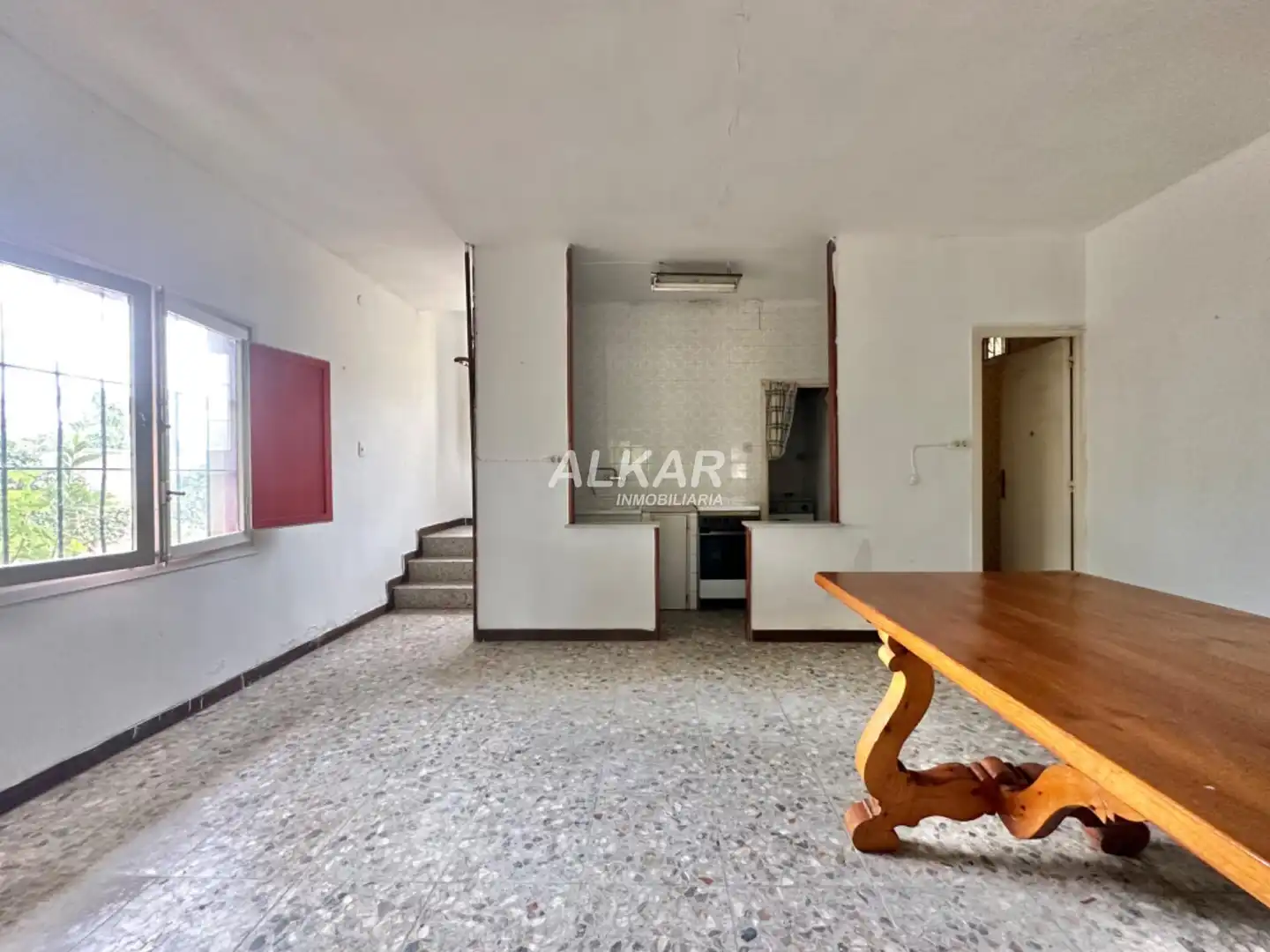 Wohnzimmer von Country house zum Verkauf in Fontellas mit Privatgarten, Terrasse und Schwimmbad