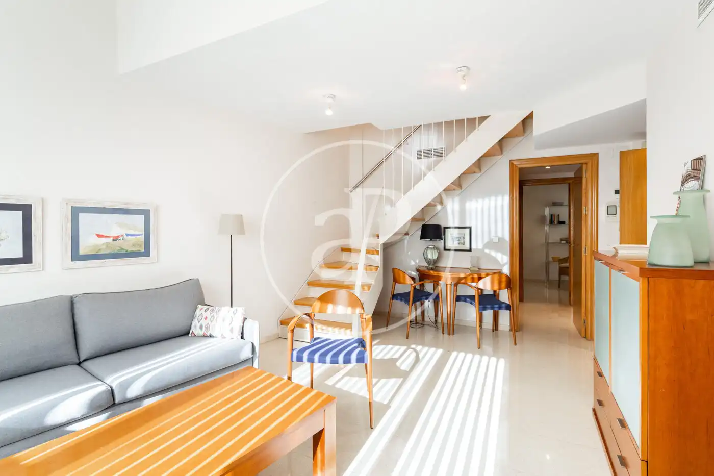 Sala de estar de Dúplex de alquiler en Valencia con Aire acondicionado, Calefacción y Amueblado