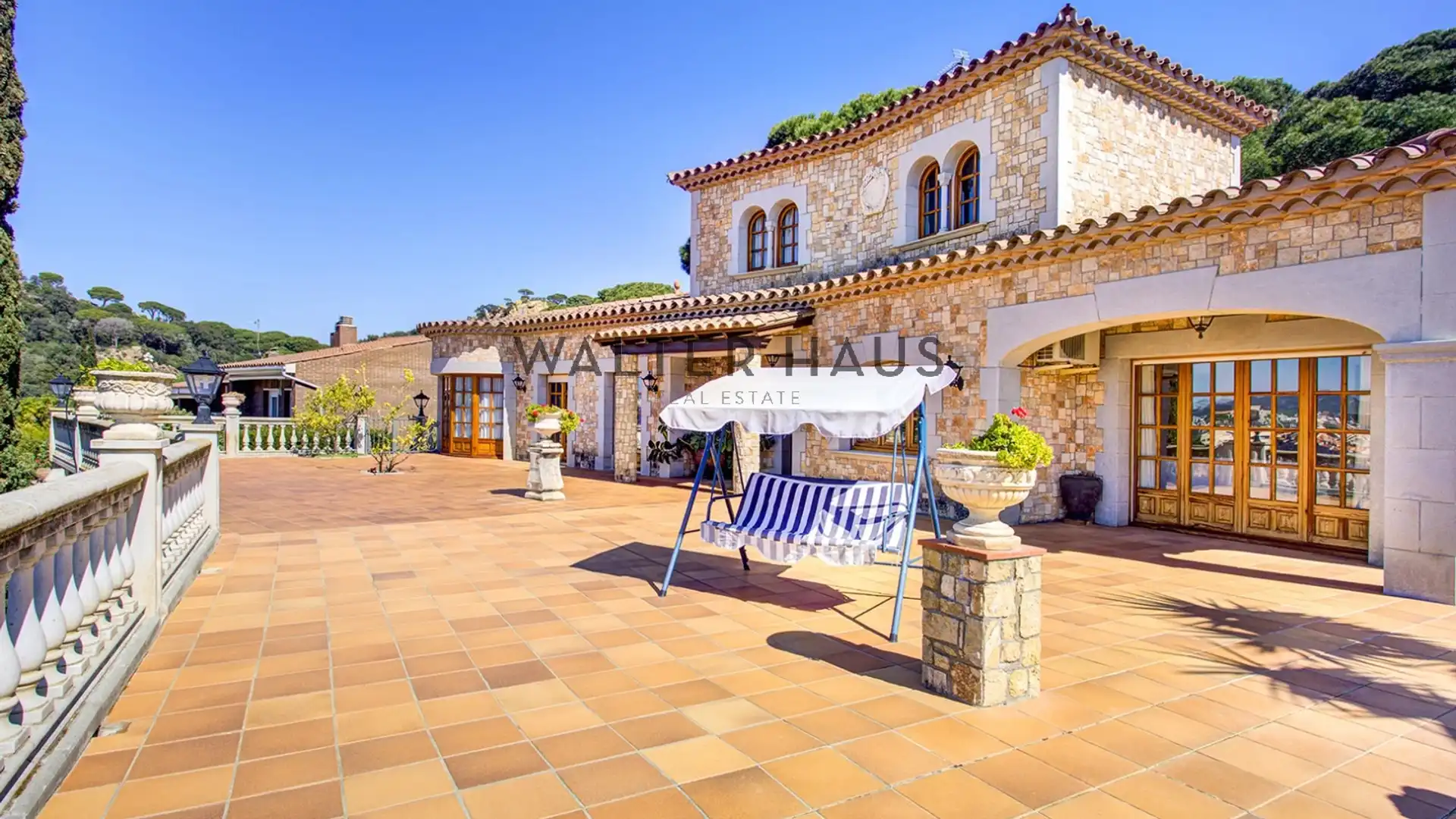 Terraza de Finca rústica en venta en Sant Feliu de Guíxols con Aire acondicionado, Jardín privado y Terraza