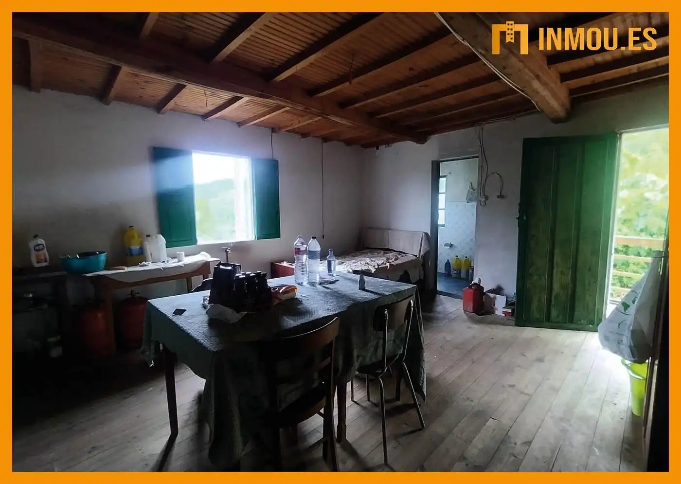 Cocina de Finca rústica en venta en A Bola 