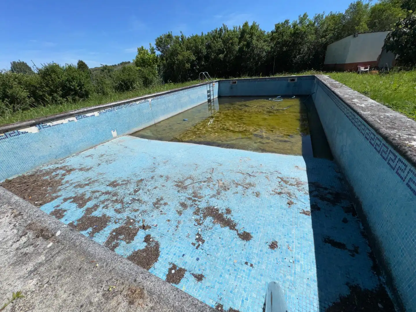 Piscina de Casa o chalet en venta en Ponferrada con Jardín privado y Piscina