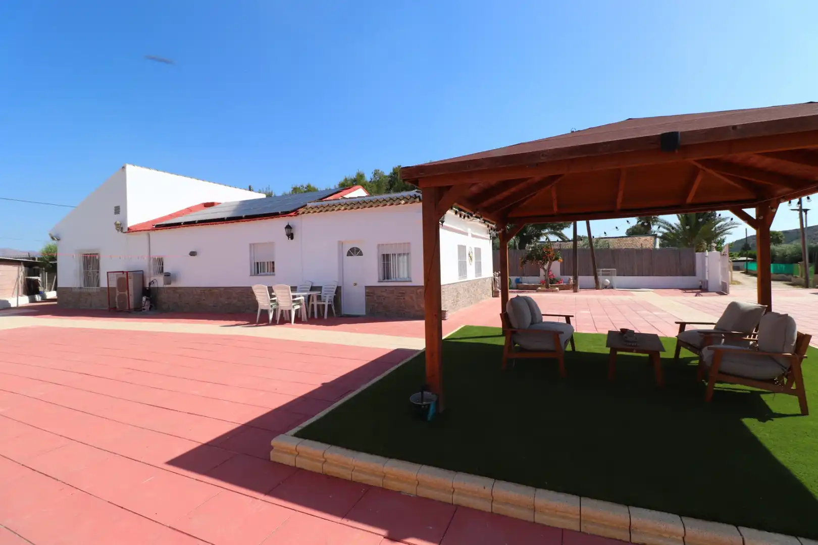 Country house with pool for sale in Benferri, imagen 2