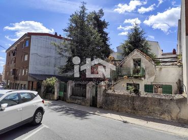 Villa con giardino in vendita a Calle García del Real