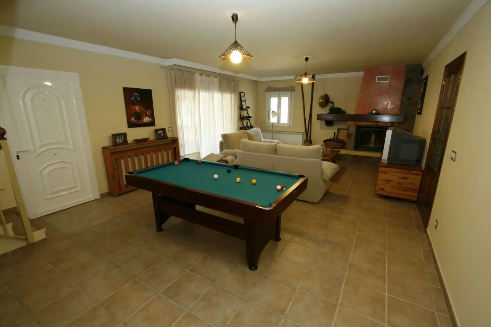 Living room of Houses for sale in Laguna de Duero  with Terrace, Storage room and Swimming Pool