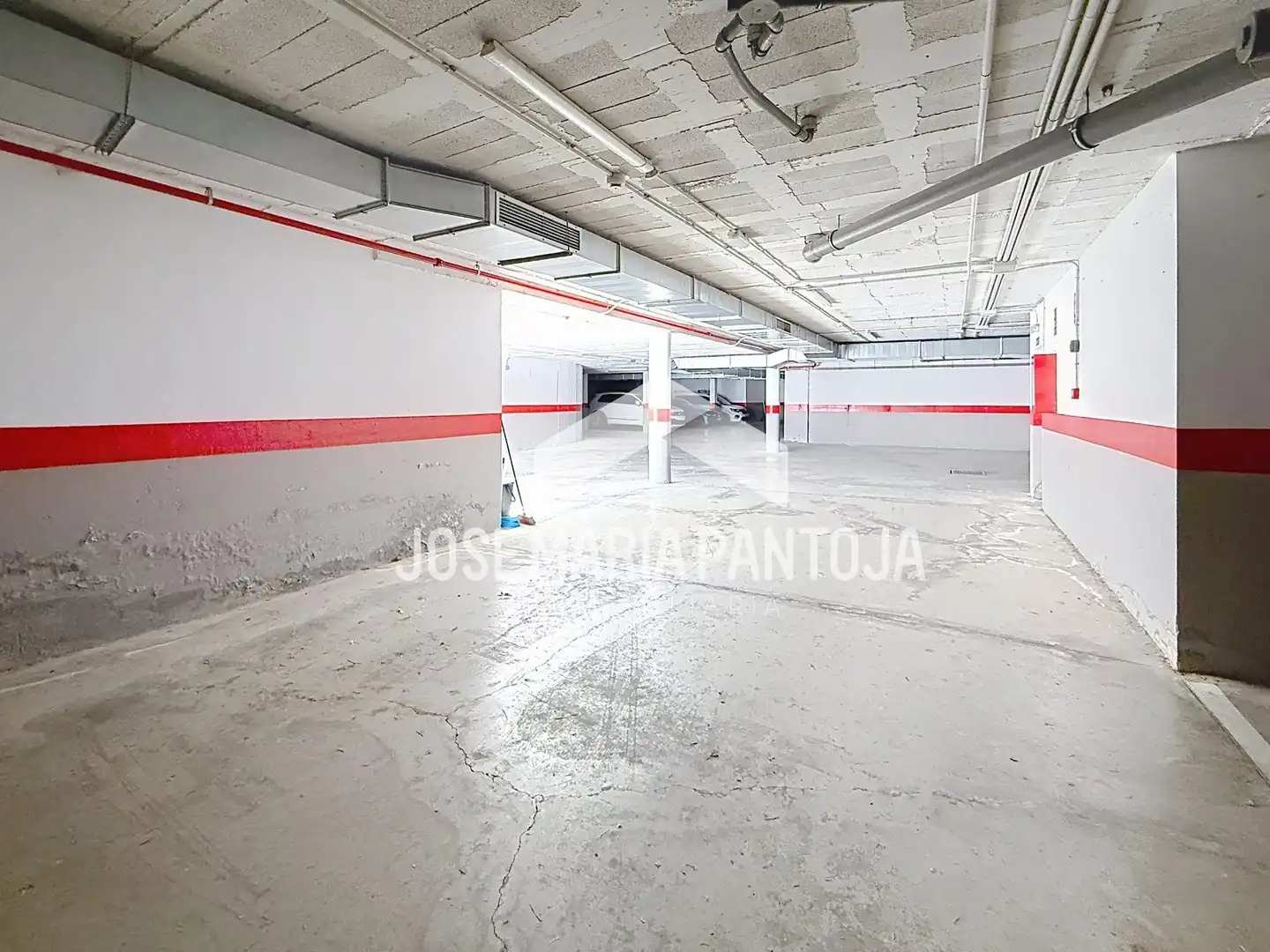 Parking of Flat for sale in Arcos de la Frontera  with Air Conditioner, Heating and Storage room