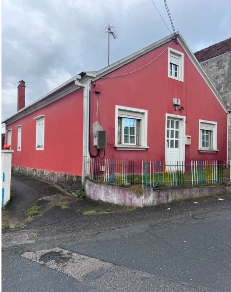 Exterior view of House or chalet for sale in Pontevedra Capital   with Heating and Furnished