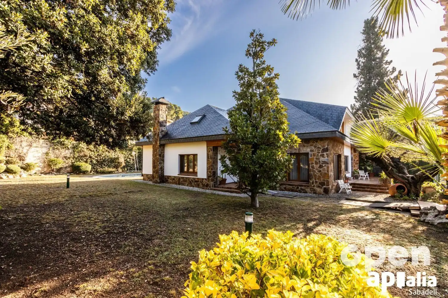 Villa mit Pool zum Verkauf in Airesol