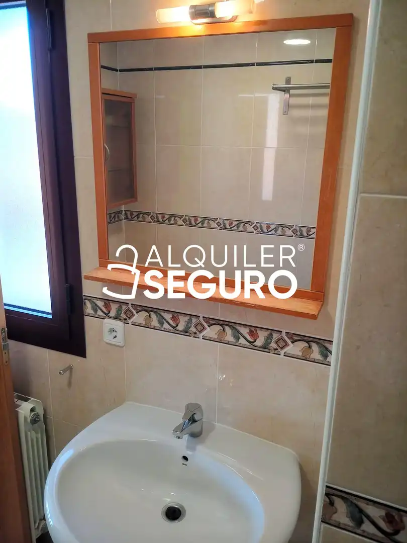 Flat for rent in Valladolid  with Heating, Swimming Pool and Furnished