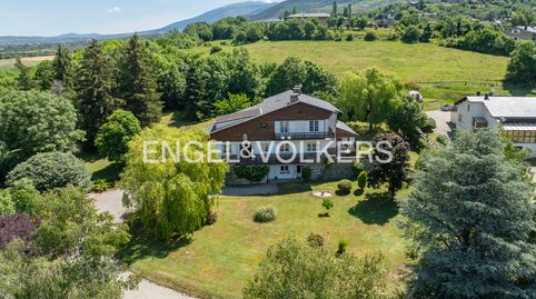 Preciosa casa con gran parcela en Osséja