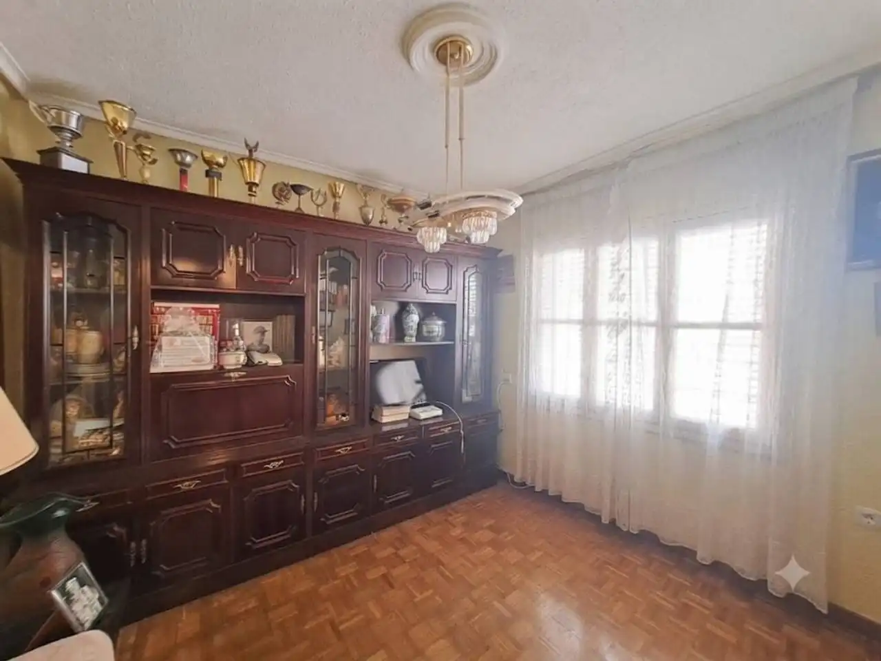 Sala de estar de Casa o chalet en venta en Burgos con Parquet