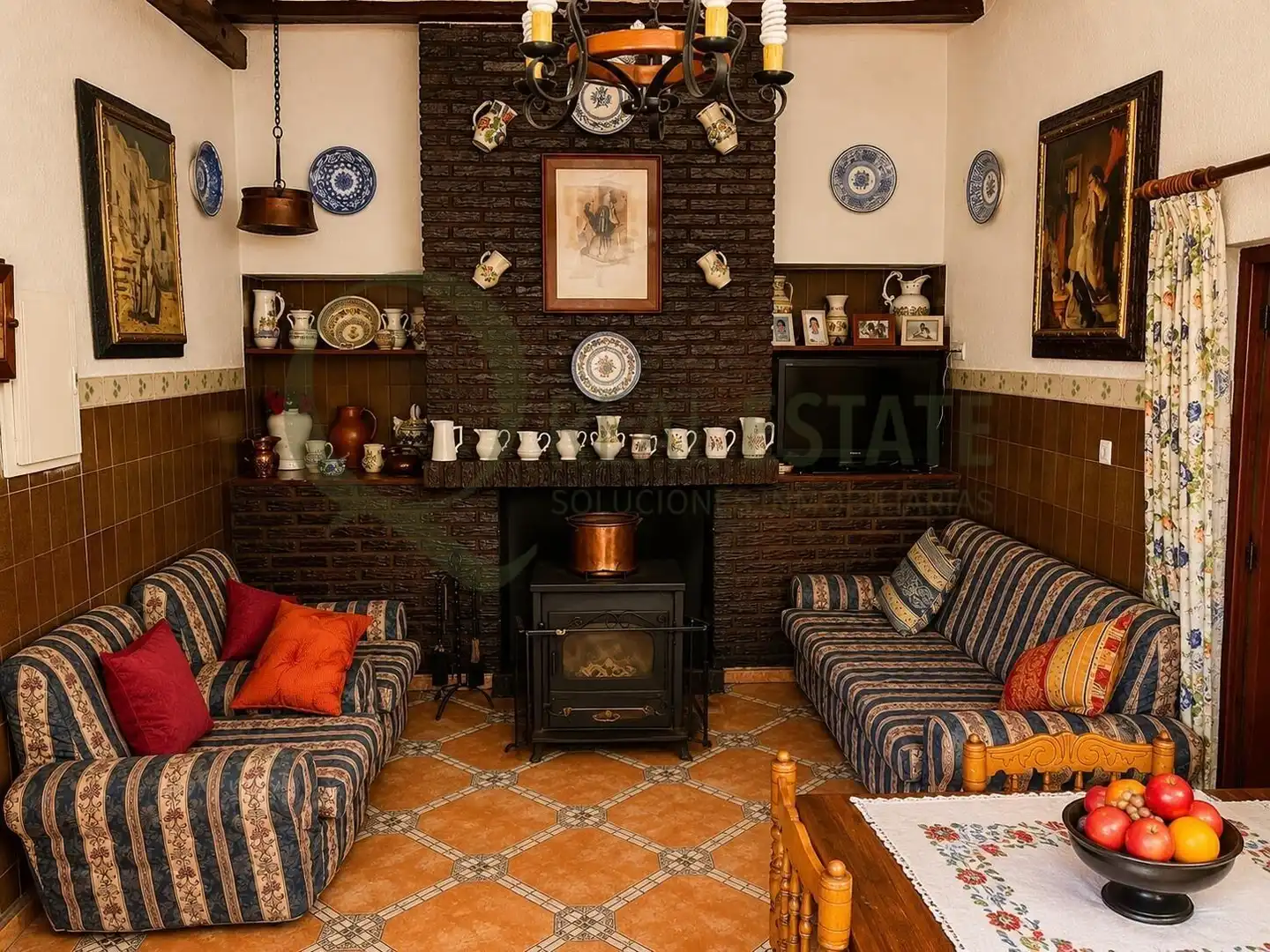 Sala de estar de Casa o chalet en venta en Villena con Jardín privado, Piscina y Amueblado