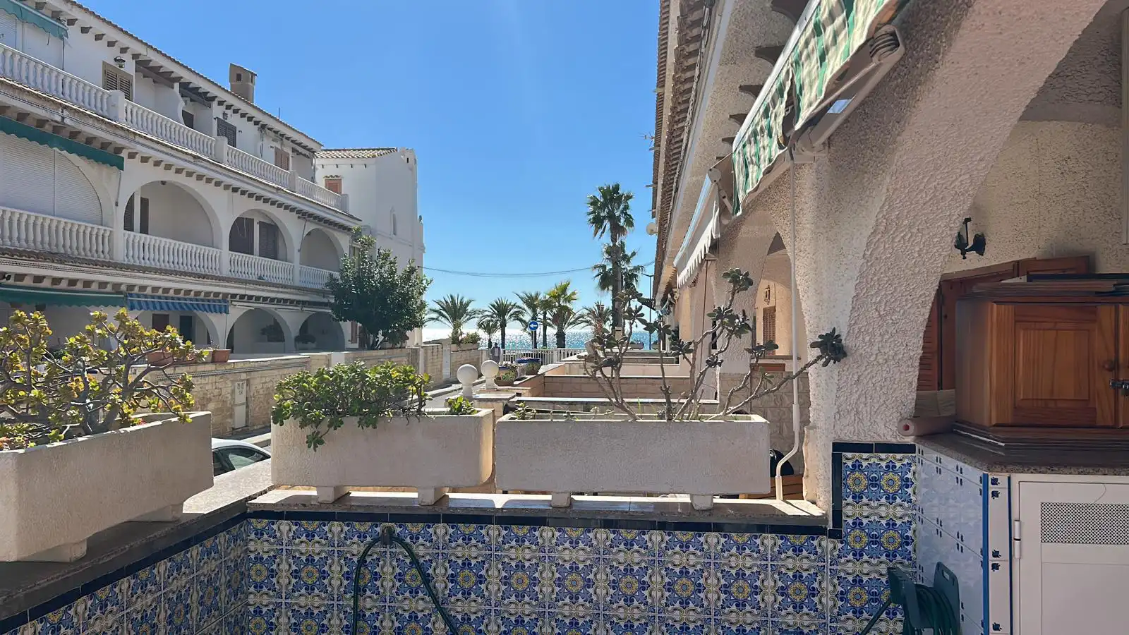 Terrasse von Maisonette zum Verkauf in Santa Pola mit Klimaanlage, Heizung und Privatgarten
