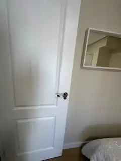 Dormitori de Apartament en venda en León Capital  amb Calefacció, Parquet i Terrassa