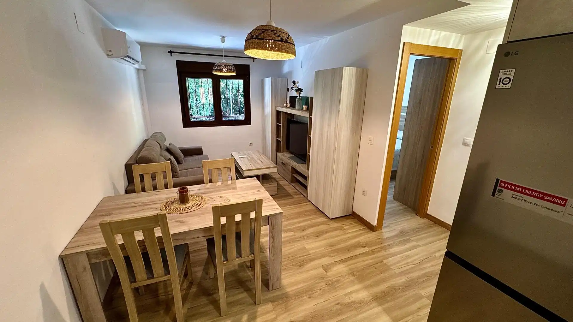Living room of Flat for rent in Pinos Genil  with Air Conditioner, Heating and Furnished