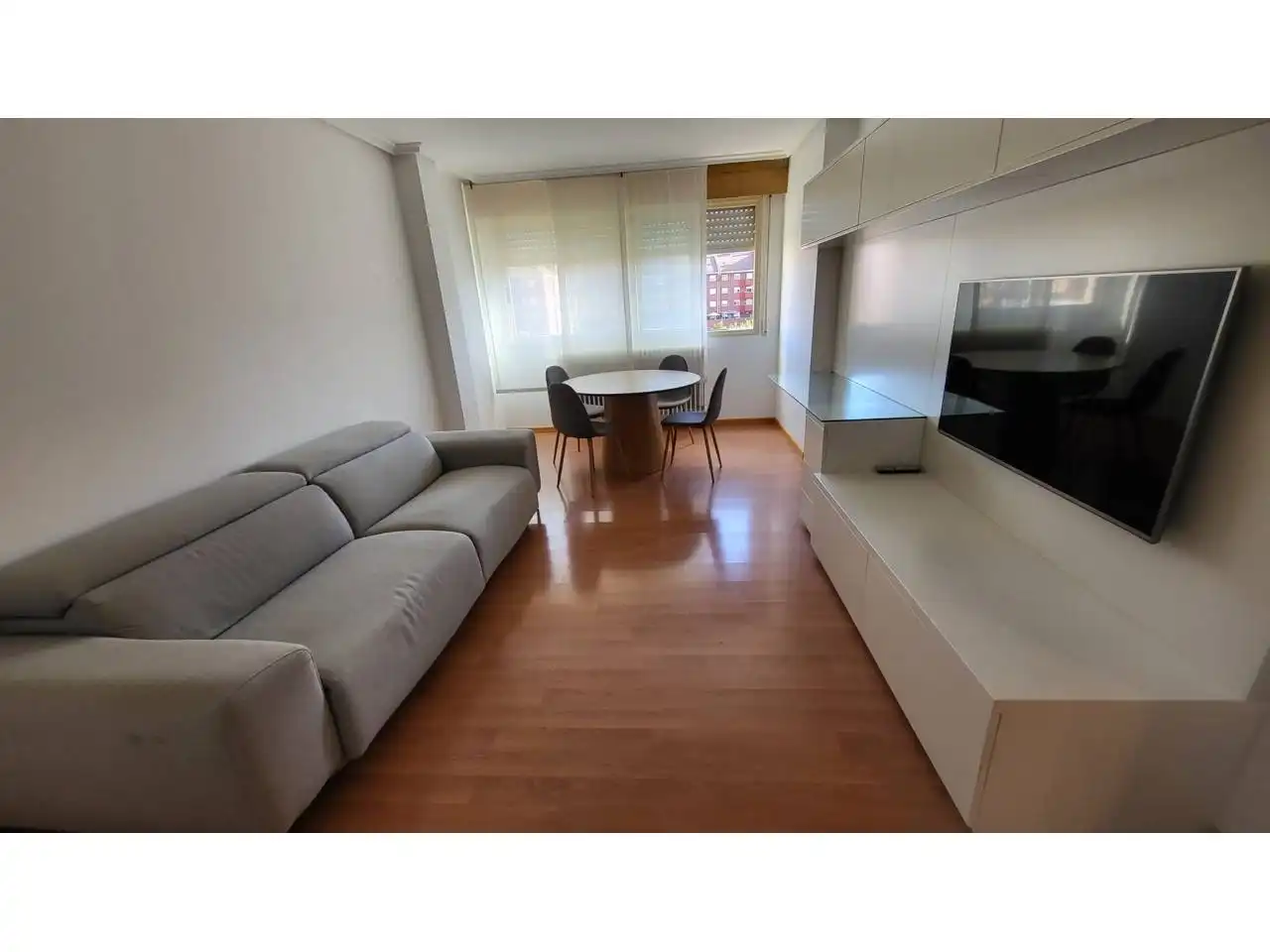 Living room of Flat for rent in  Logroño  with Heating, Storage room and Furnished