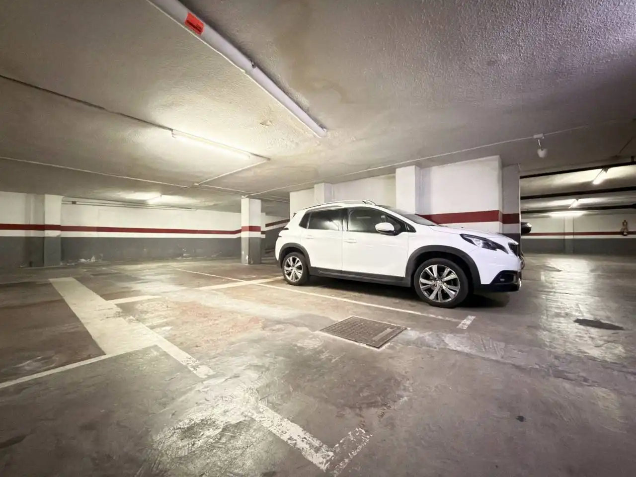 Parking of Garage for rent in Barcelona  with Alarm