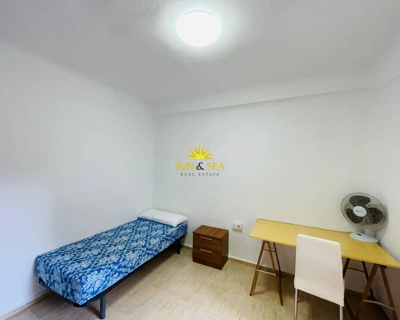 Habitación de Apartamento de alquiler en Cartagena con Calefacción, Amueblado y Horno