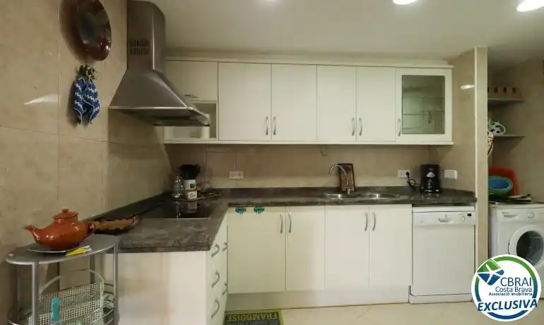 Cocina de Piso en venta en Llançà con Aire acondicionado, Calefacción y Amueblado