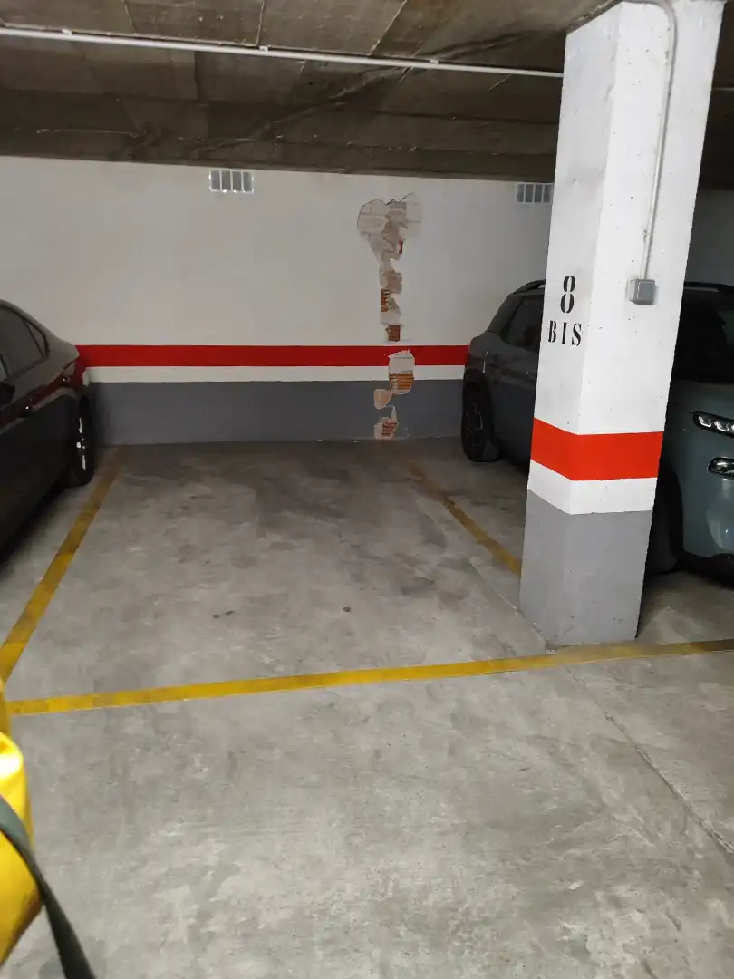 Parking of Garage for rent in Valencia