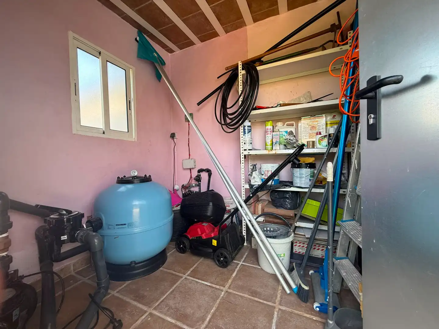 Casa o xalet en venda en La Pobla de Vallbona amb Aire condicionat, Calefacció i Jardí privat