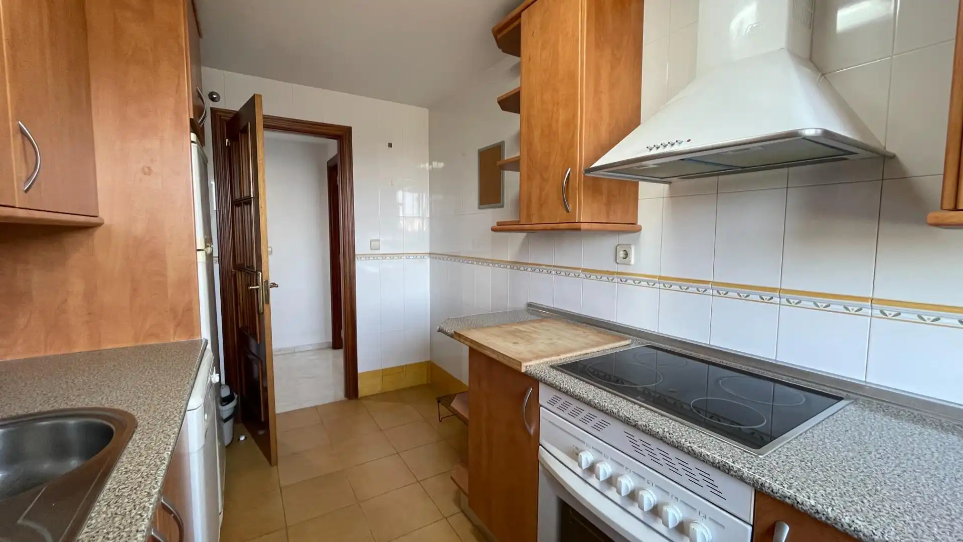 Küche von Wohnung zur Miete in Córdoba mit Klimaanlage, Heizung und Gemeinschaftspool