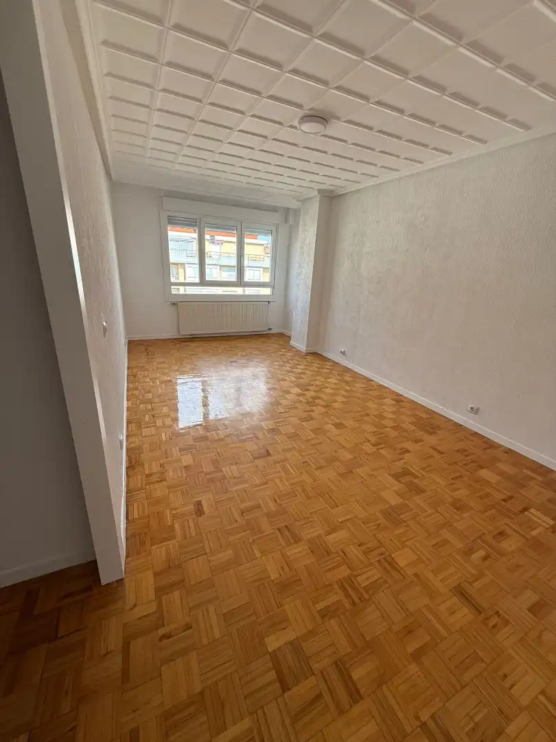 Habitación de Piso en venta en Burgos con Calefacción y Terraza