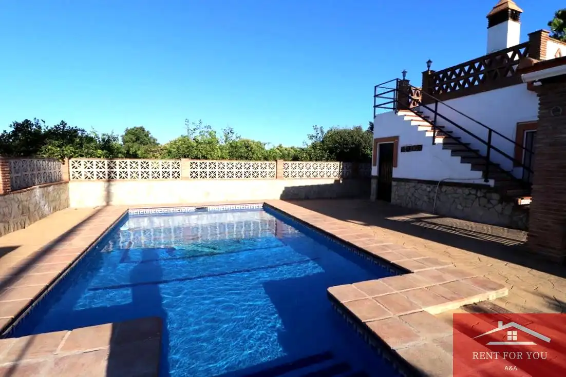 Casa con piscina en alquiler en Centro, imagen 5