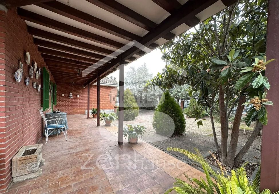 Jardí de Casa o xalet en venda en Valdetorres de Jarama amb Calefacció, Terrassa i Traster