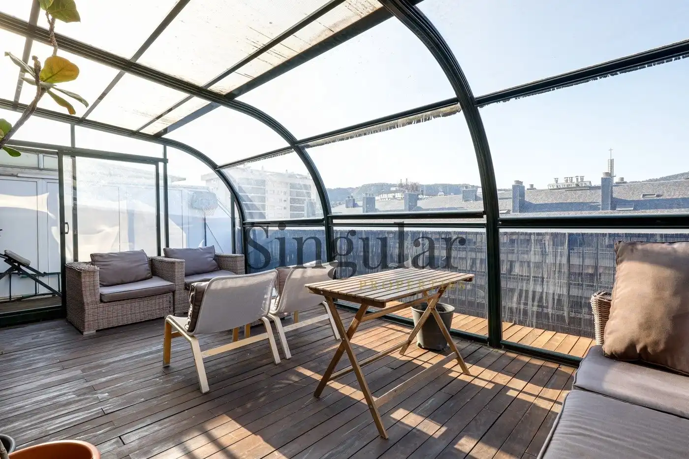 Terraza de Ático de alquiler en Barcelona con Aire acondicionado, Calefacción y Jardín privado