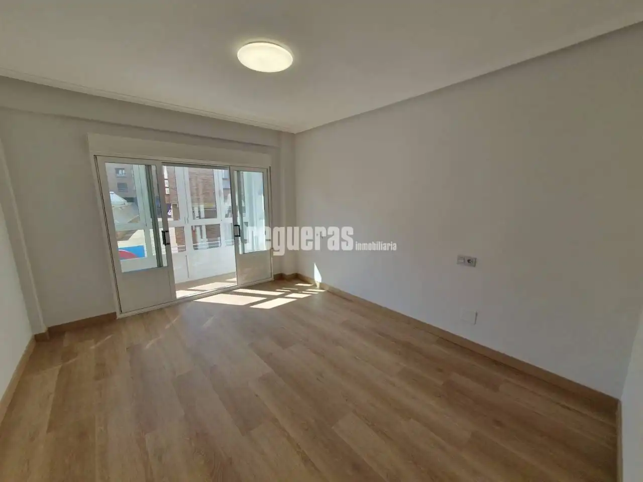 Wohnung mit Aufzug zur Miete in Calle Cuba, imagen 2