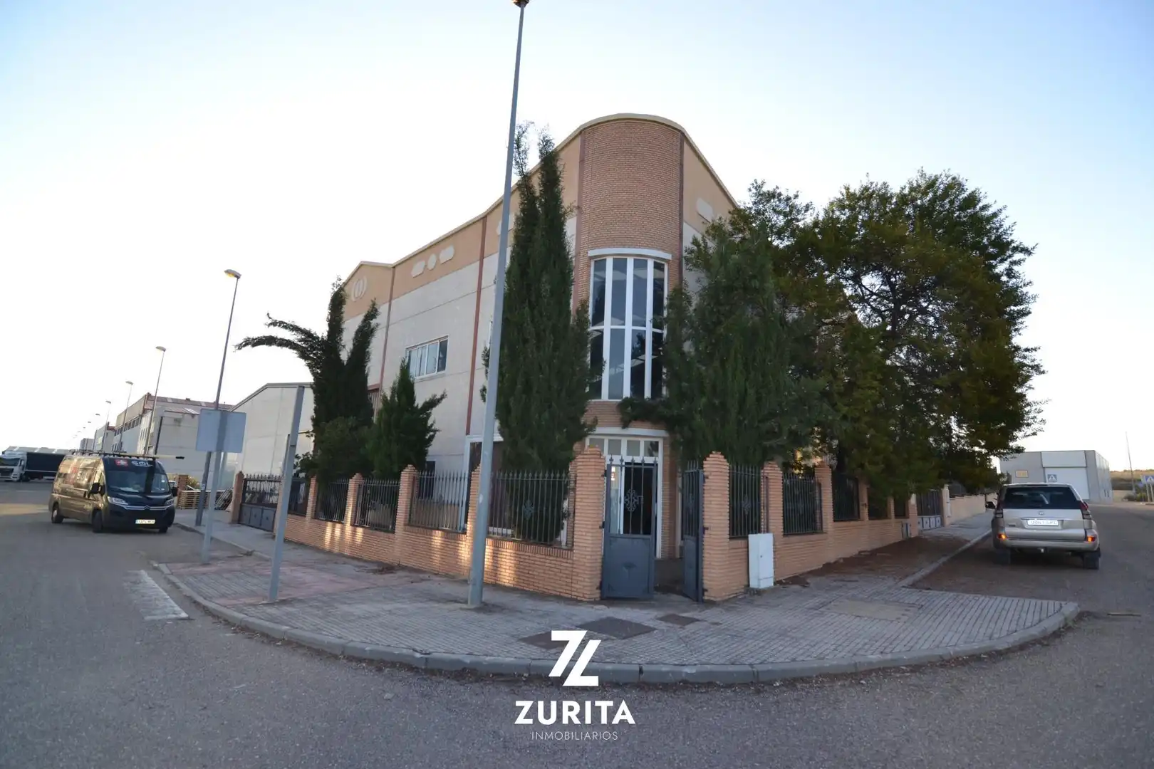 Vista exterior de Nave industrial en venta en Villafranca de Córdoba