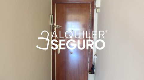 Foto 2 de Piso de alquiler en Isla de Arosa, Peñagrande, Madrid Capital