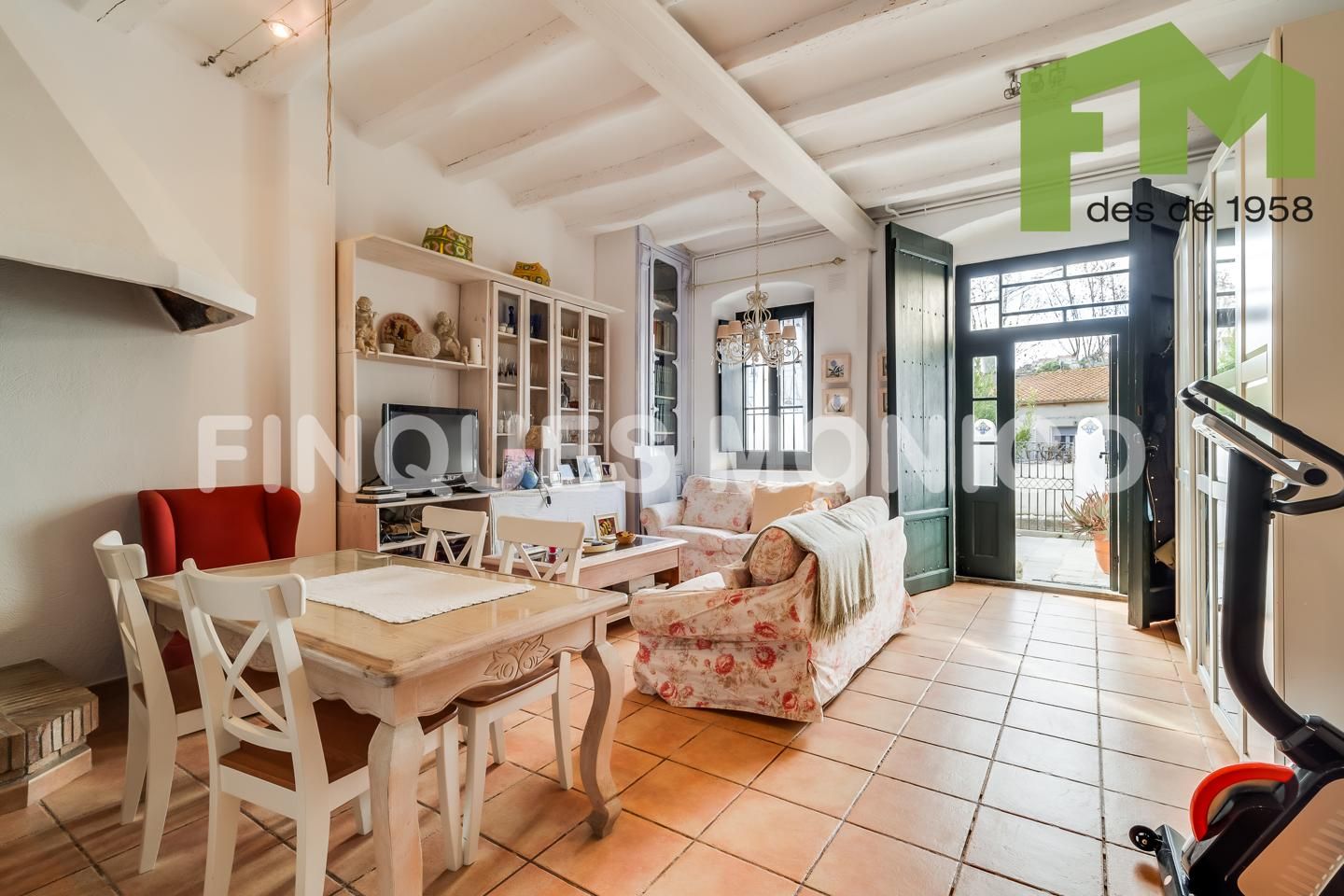 Sala d'estar de Casa o xalet en venda en Teià amb Terrassa